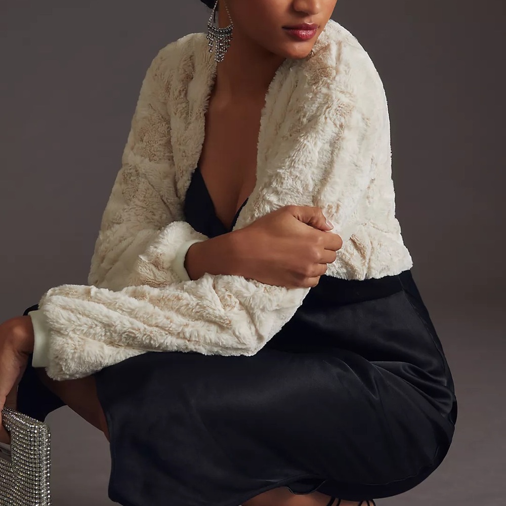 Anthropologie Maeve Faux Fur Shrug L